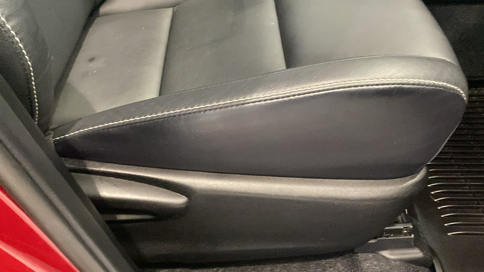 2018 Toyota RAV4 Limited 13