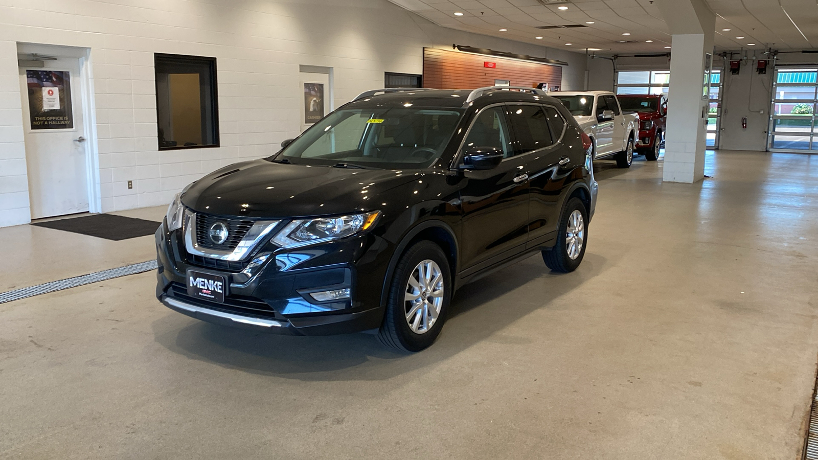 2018 Nissan Rogue S 2