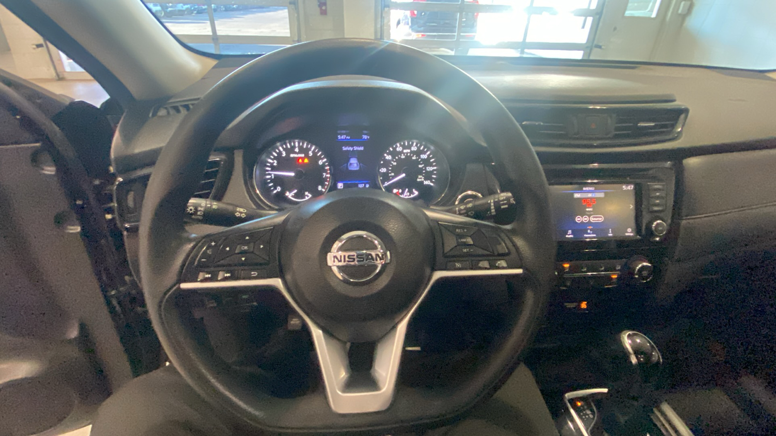 2018 Nissan Rogue S 29