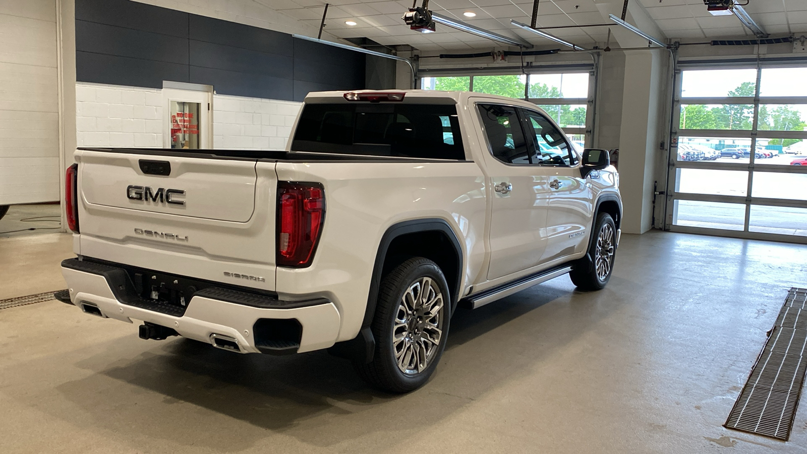 2024 GMC Sierra 1500 Denali Ultimate 6