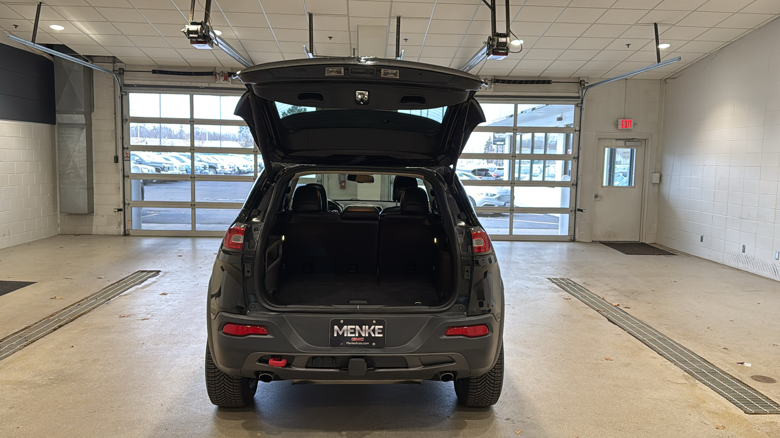 2017 Jeep Cherokee Trailhawk 16