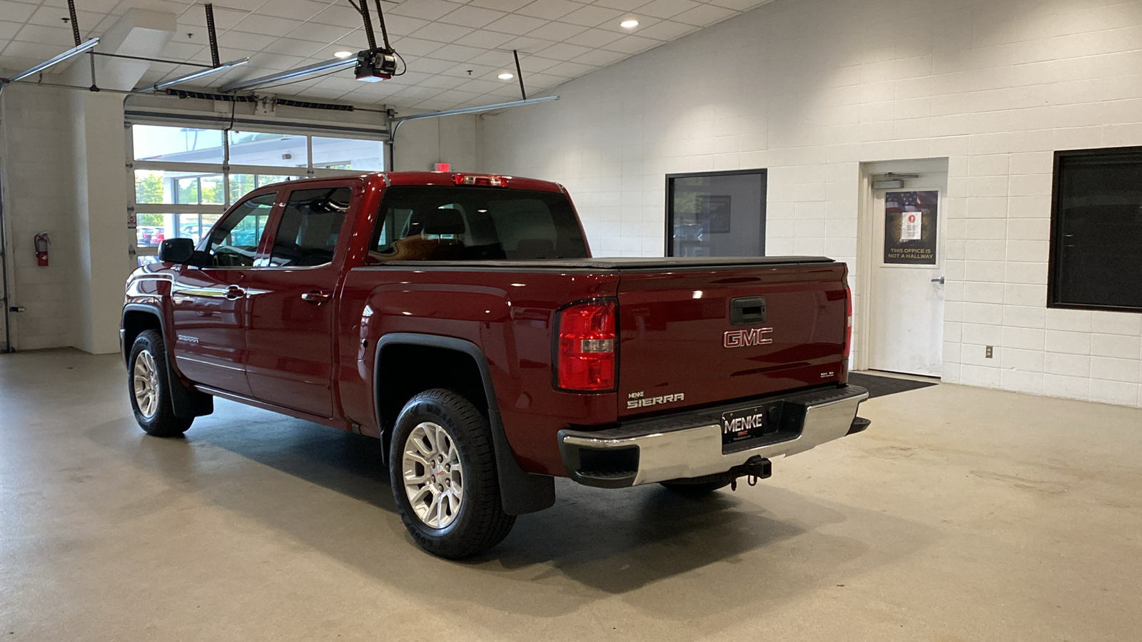 2017 GMC Sierra 1500 SLE 8