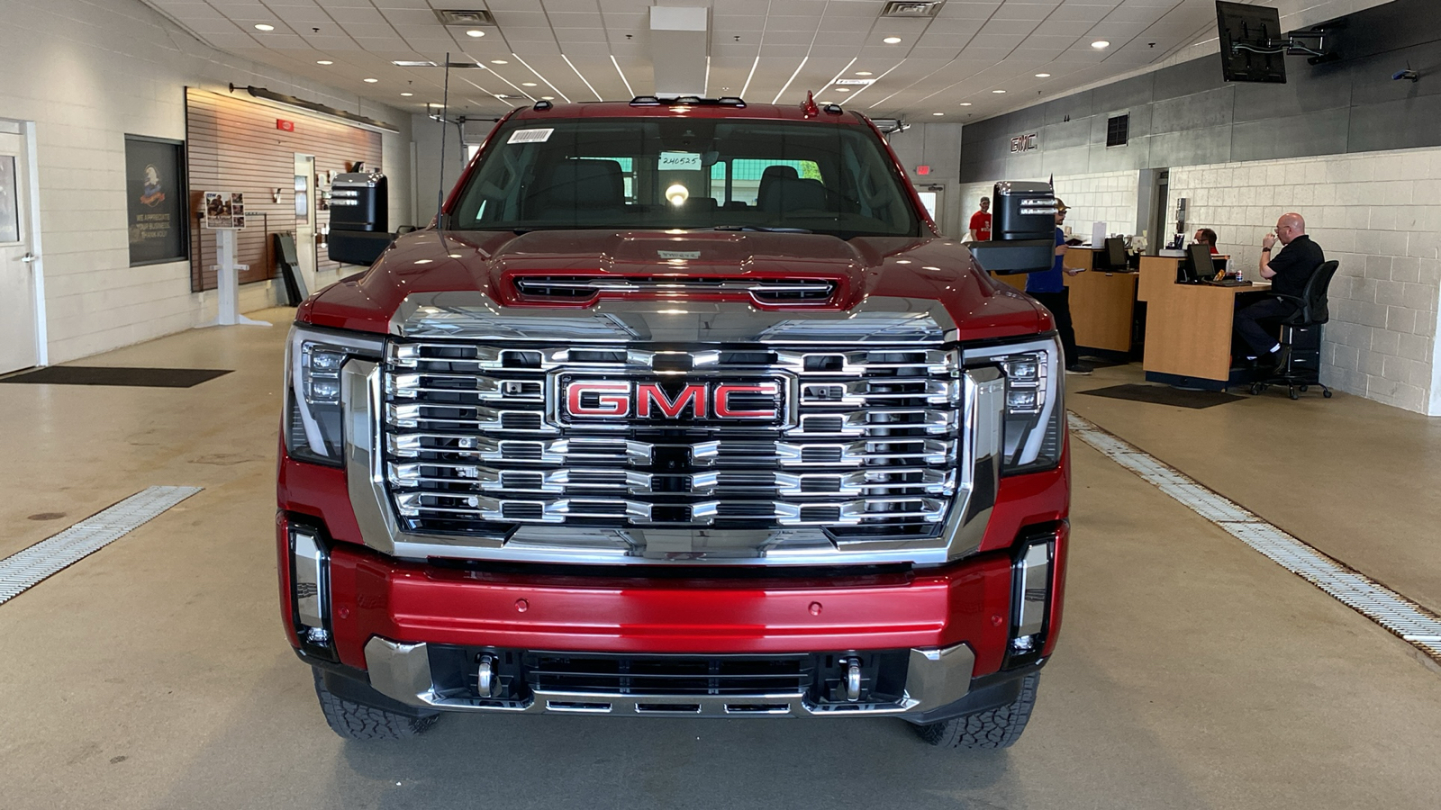 2024 GMC Sierra 2500HD Denali 3