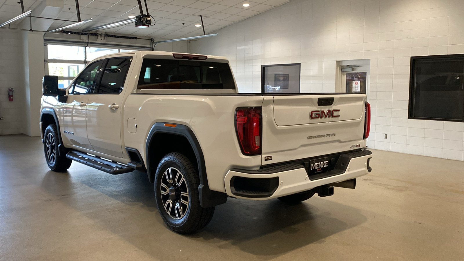 2021 GMC Sierra 2500HD AT4 8