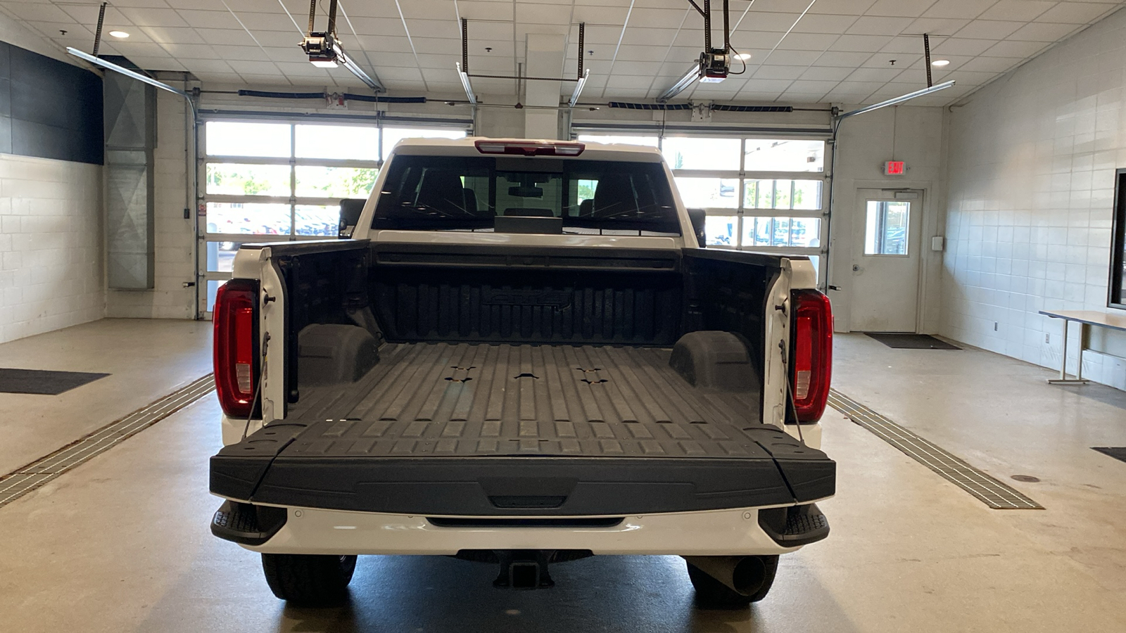 2021 GMC Sierra 2500HD AT4 17