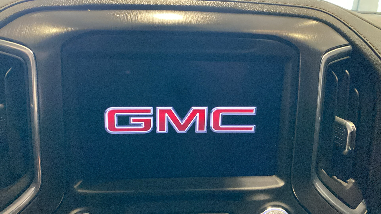 2021 GMC Sierra 2500HD AT4 26