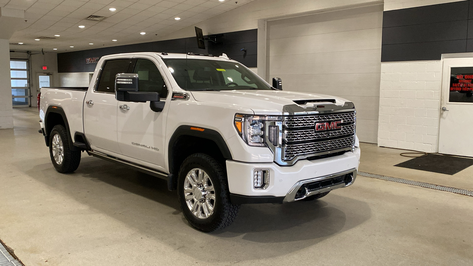 2022 GMC Sierra 2500HD Denali 4