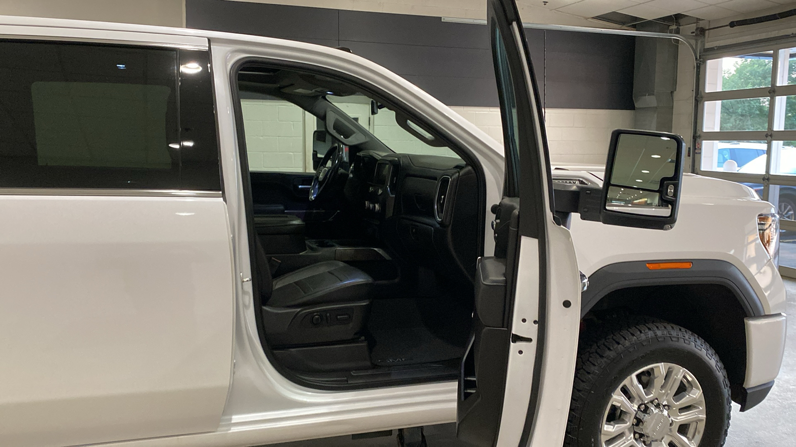 2022 GMC Sierra 2500HD Denali 12