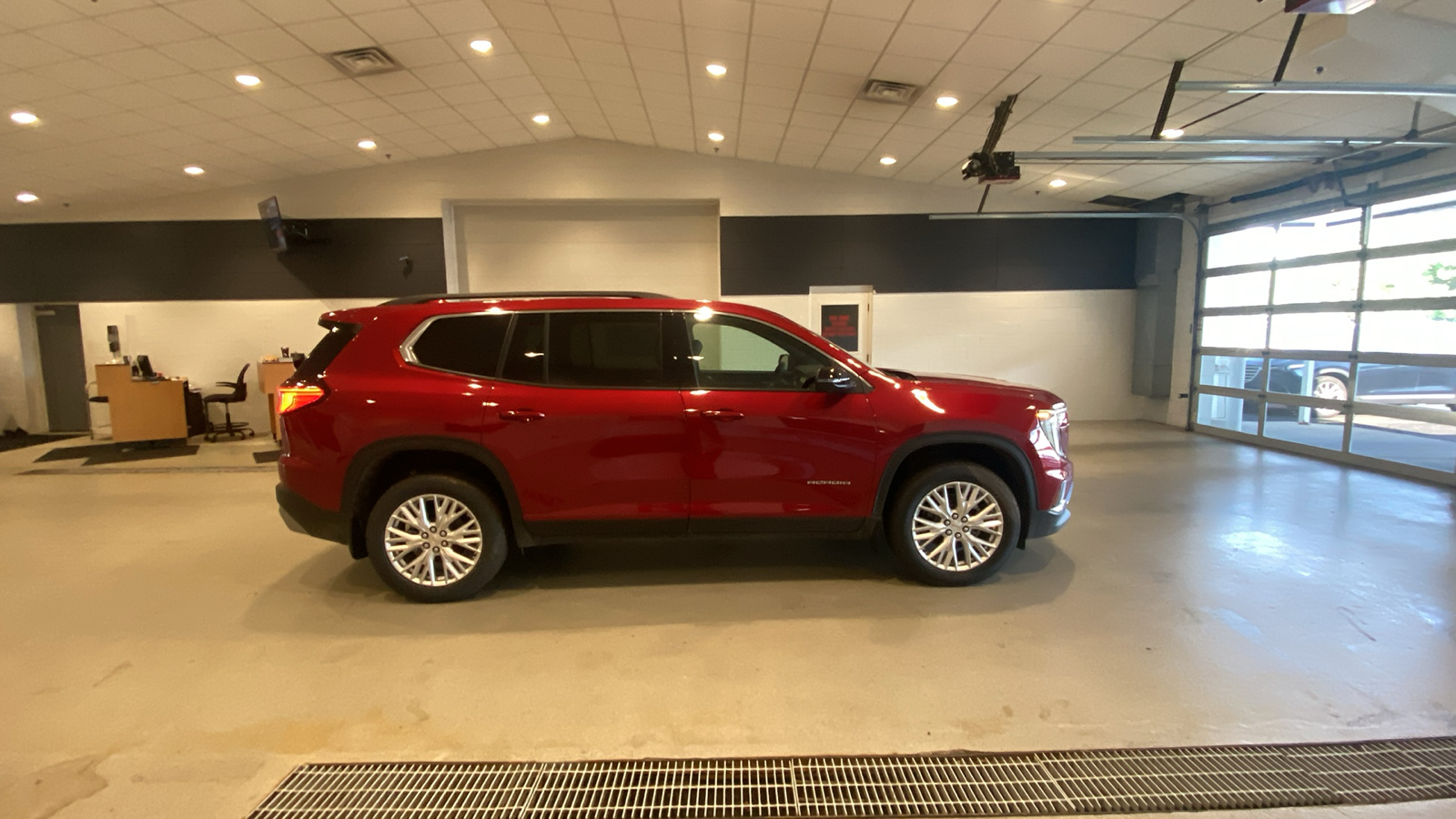 2024 GMC Acadia Elevation 5