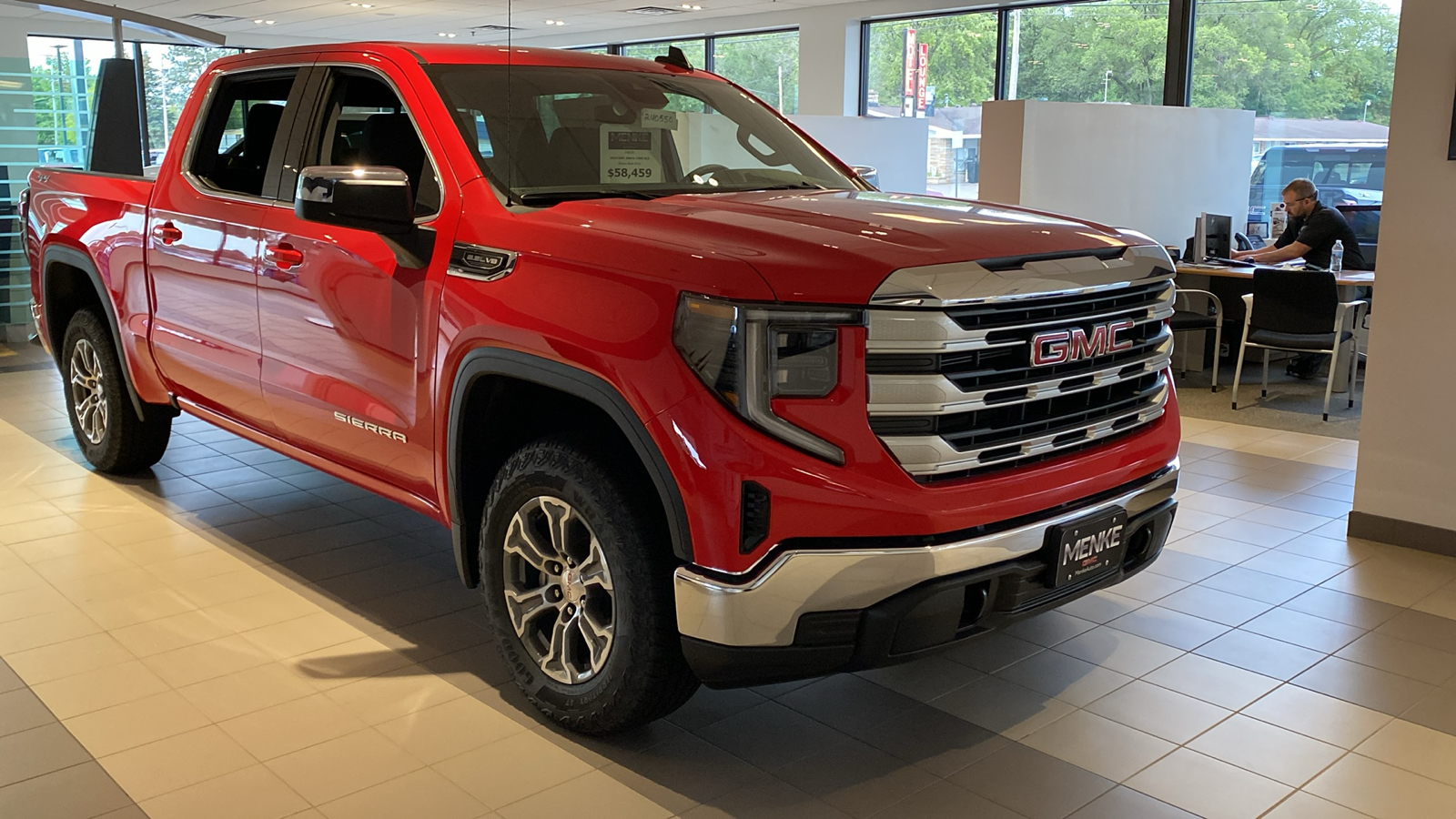 2024 GMC Sierra 1500 SLE 4