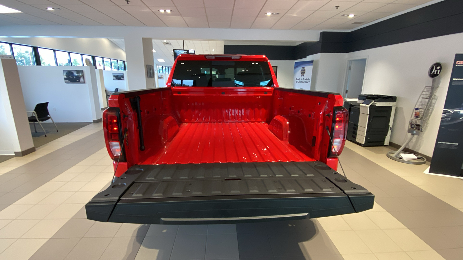 2024 GMC Sierra 1500 SLE 15