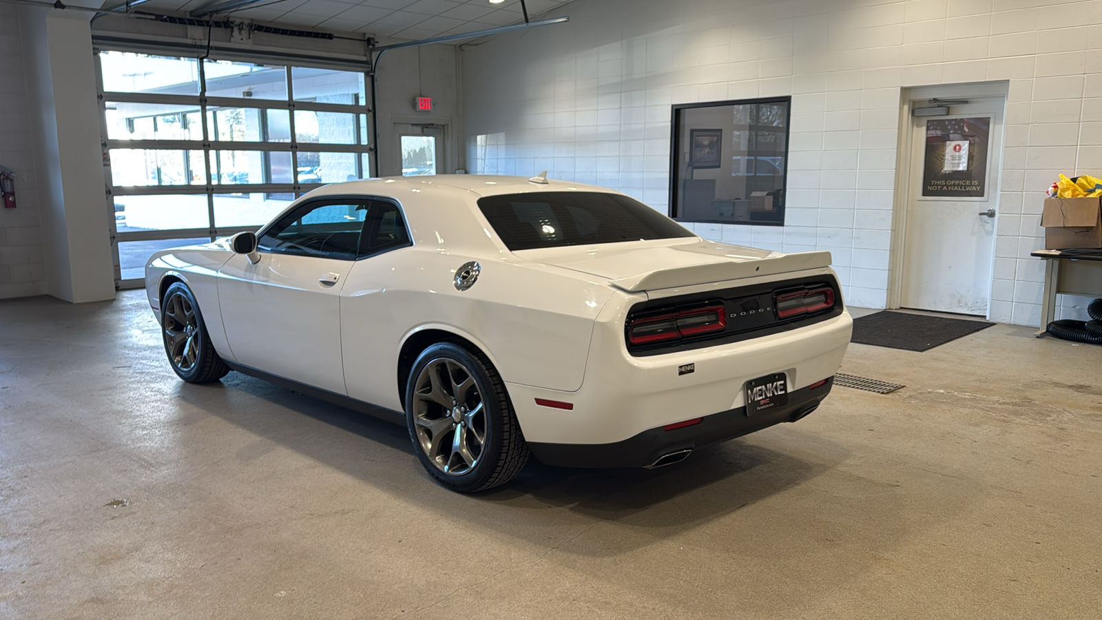 2015 Dodge Challenger SXT 8