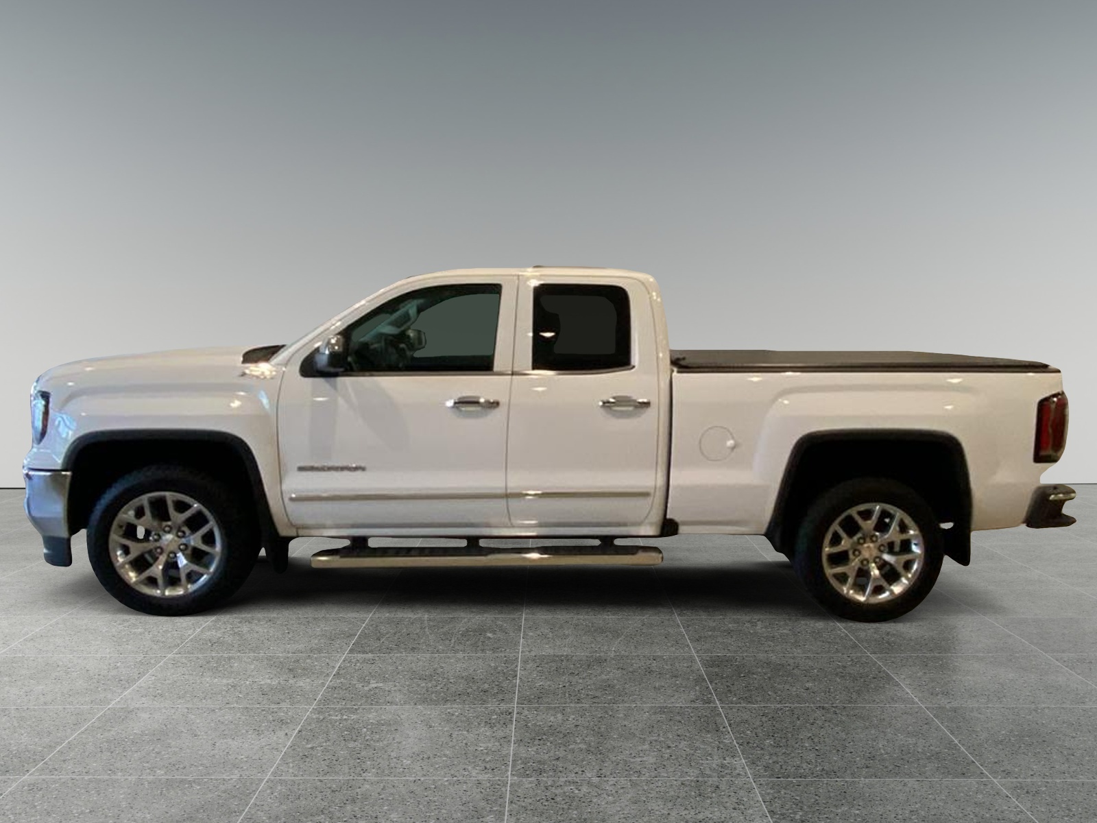 2018 GMC Sierra 1500 SLT 1