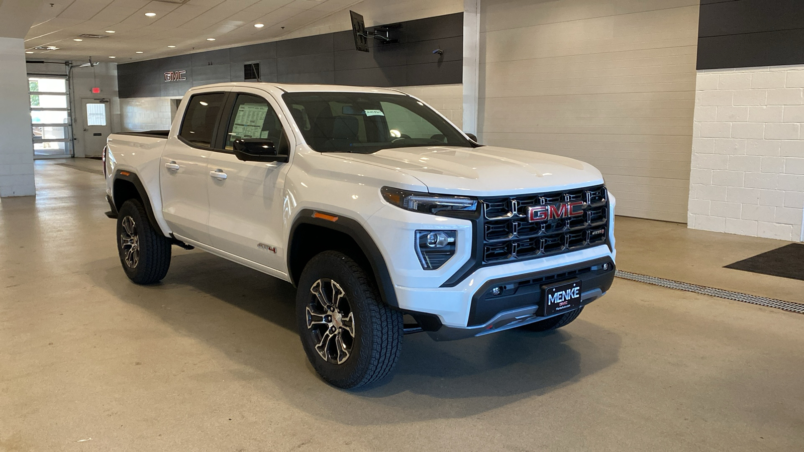 2024 GMC Canyon AT4 4