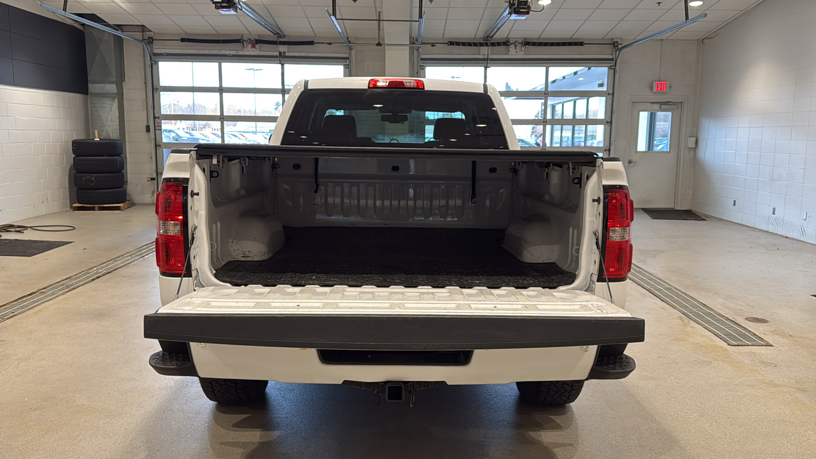 2015 GMC Sierra 1500 SLE 16