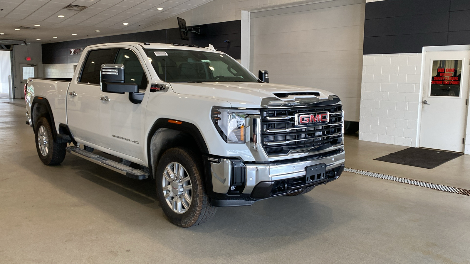 2024 GMC Sierra 2500HD SLT 4