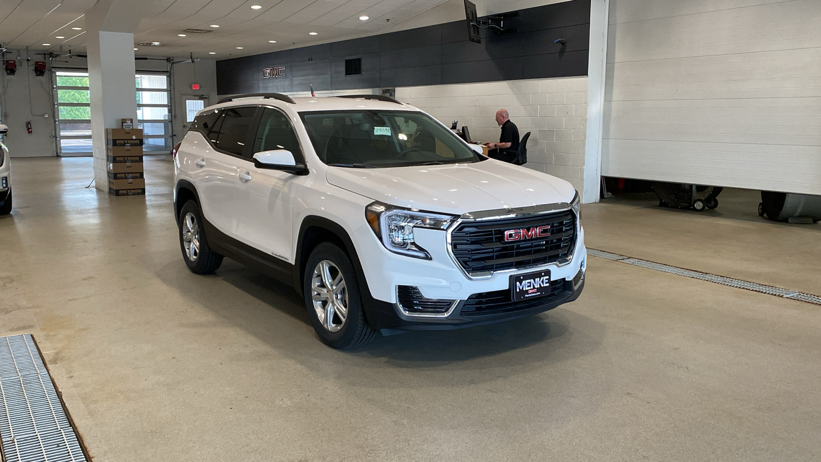 2024 GMC Terrain SLE 4