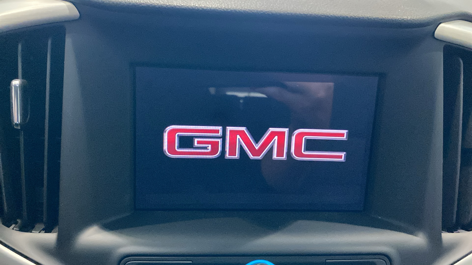 2024 GMC Terrain SLE 26