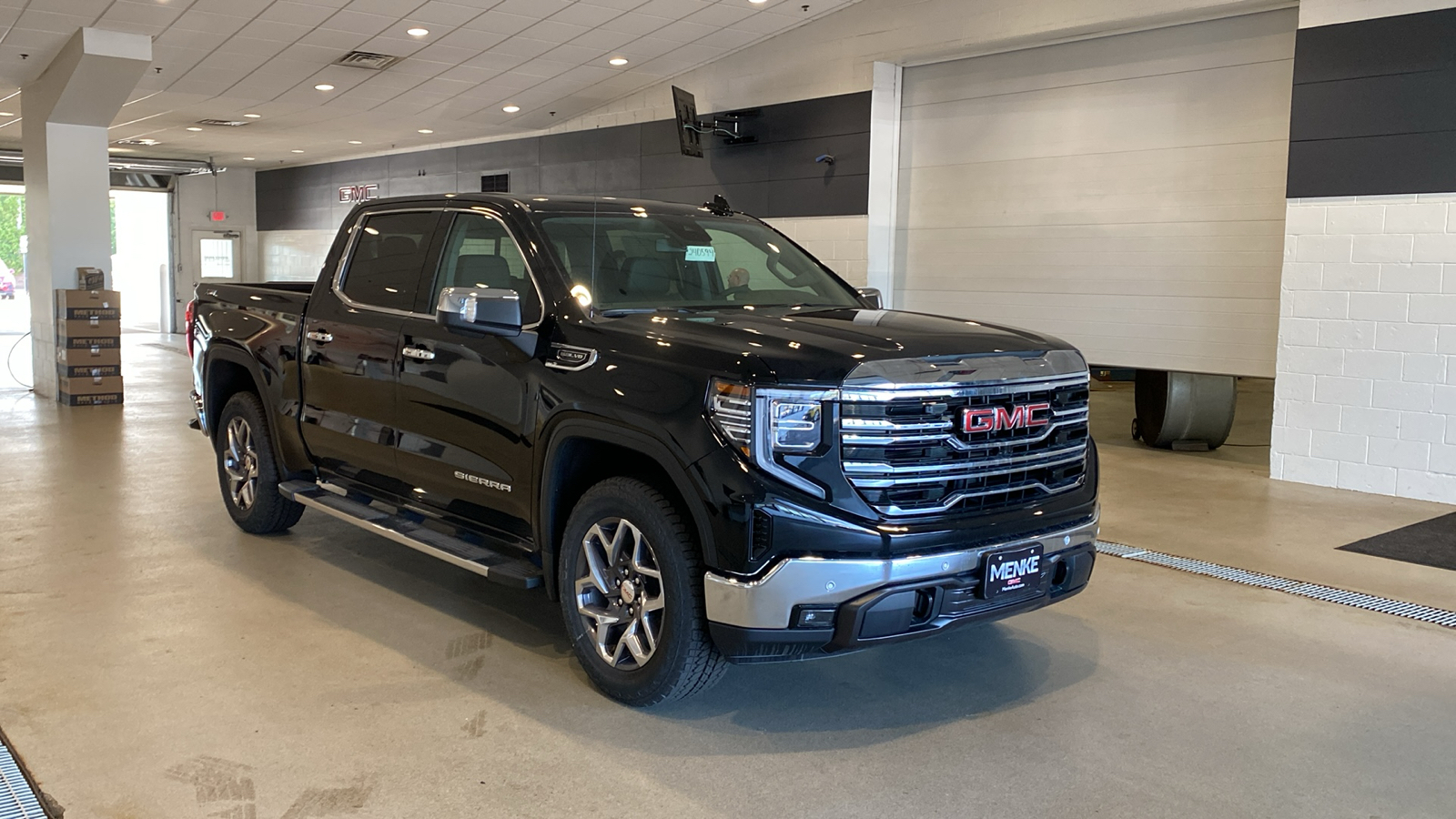 2024 GMC Sierra 1500 SLT 4