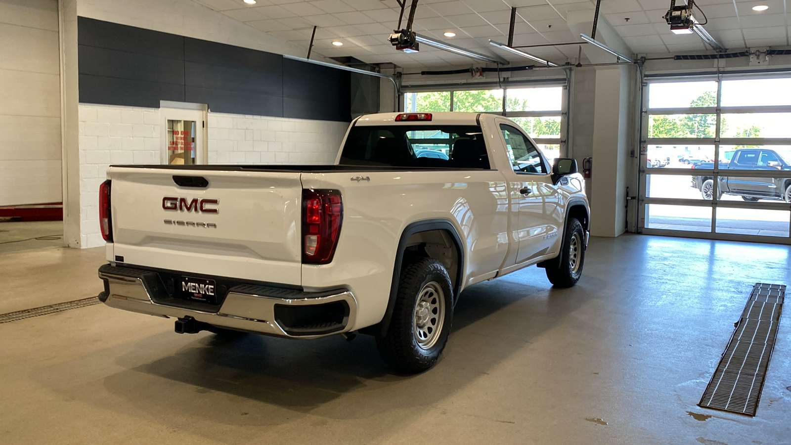 2024 GMC Sierra 1500 Pro 6