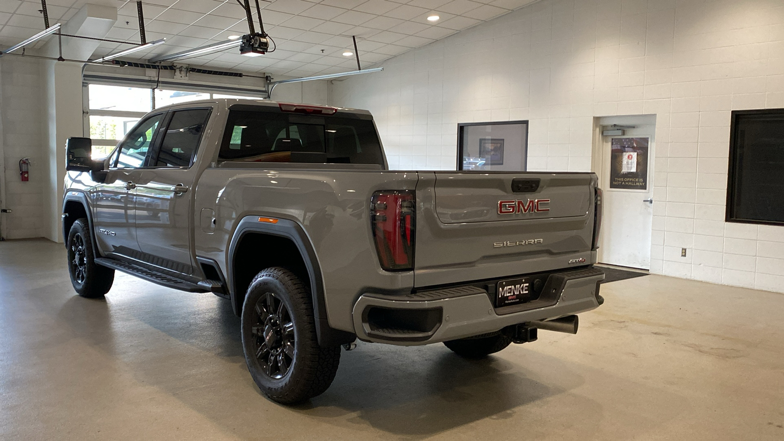 2024 GMC Sierra 3500HD AT4 8