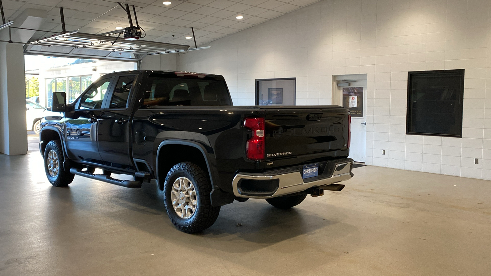 2022 Chevrolet Silverado 2500HD LT 8