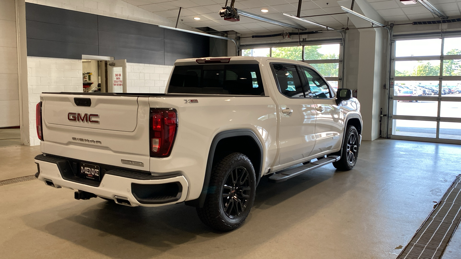 2024 GMC Sierra 1500 Elevation 6