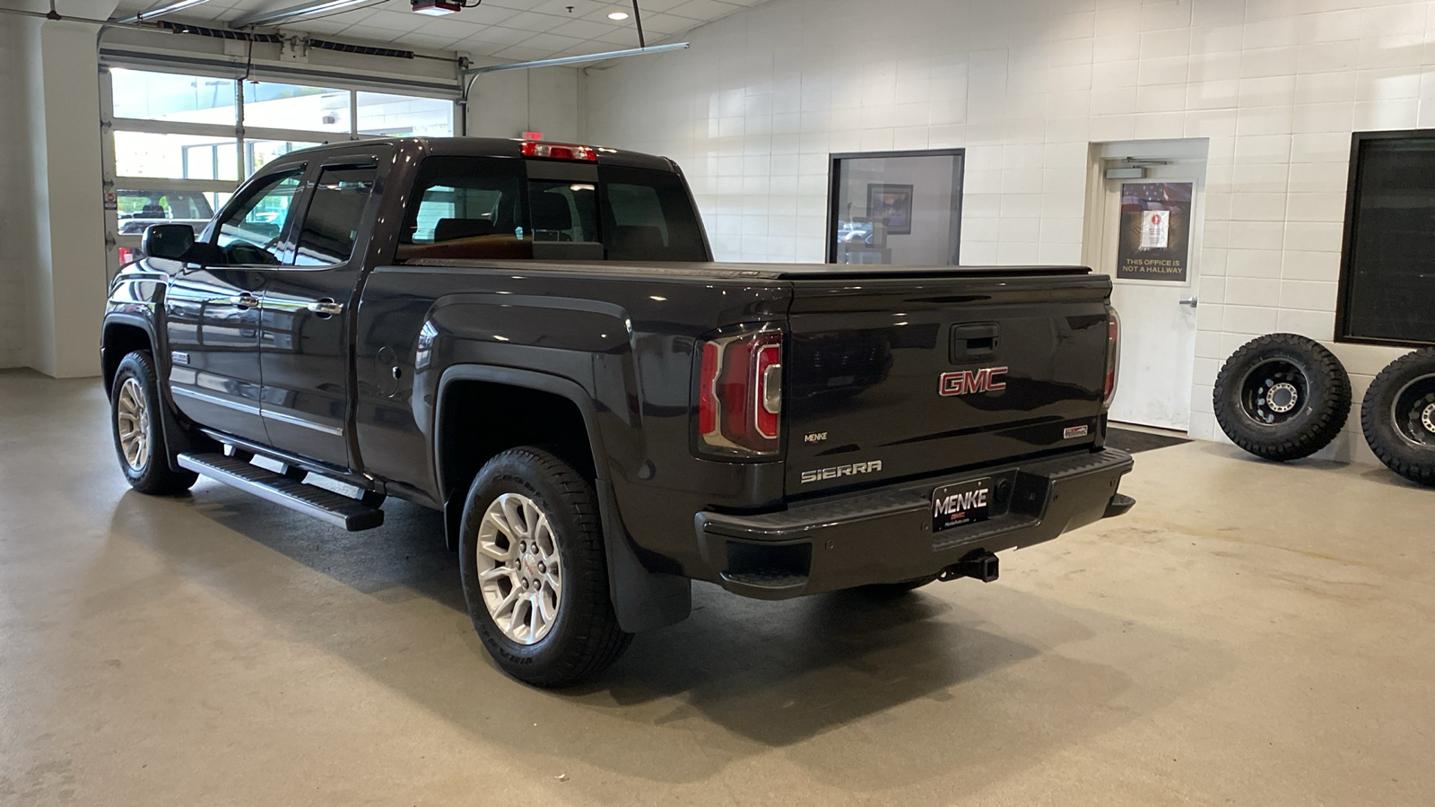 2016 GMC Sierra 1500 SLE 8