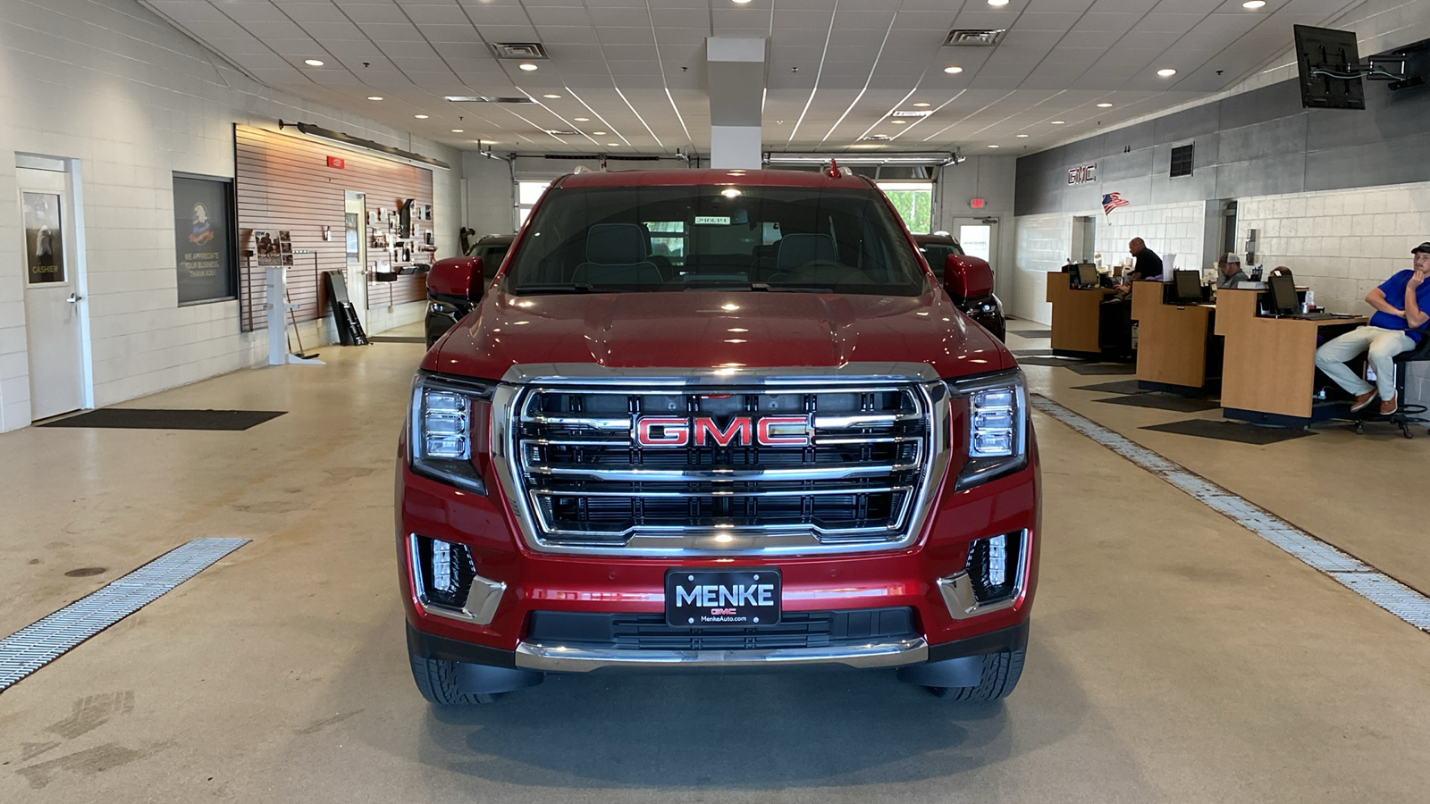 2024 GMC Yukon SLT 3