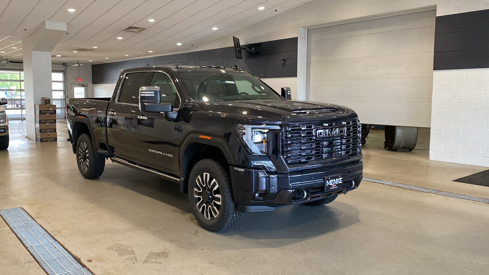 2024 GMC Sierra 3500HD Denali Ultimate 4