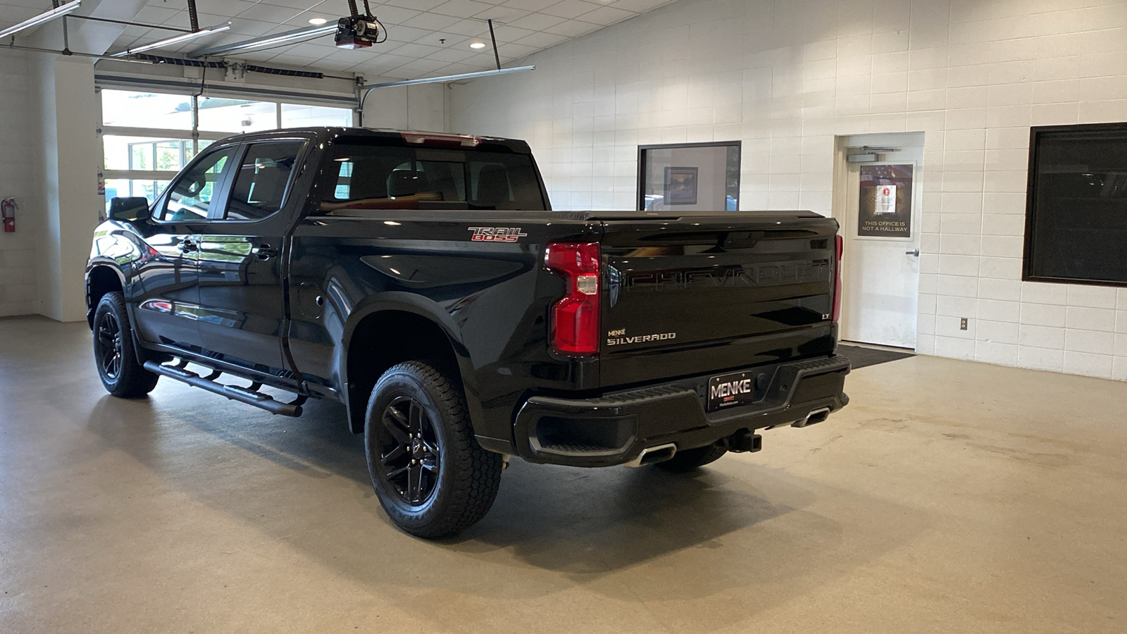 2020 Chevrolet Silverado 1500 LT Trail Boss 8