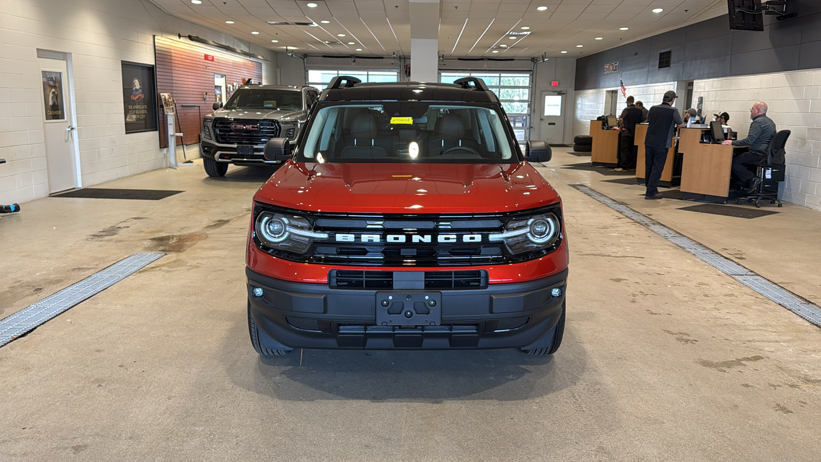 2023 Ford Bronco Sport Outer Banks 3