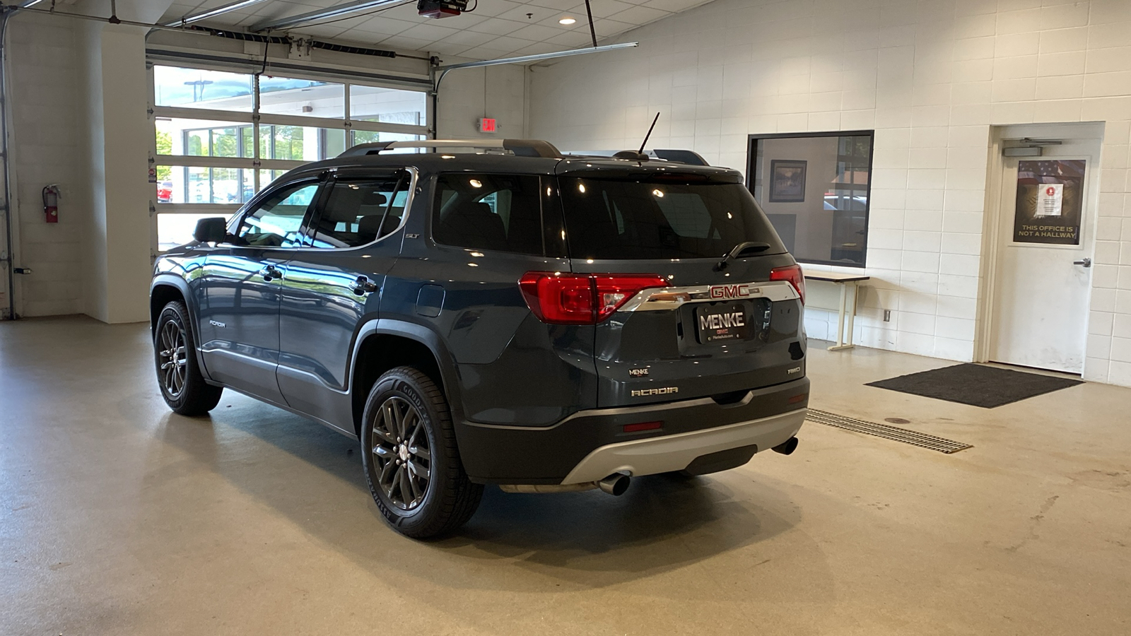 2019 GMC Acadia SLT-1 8