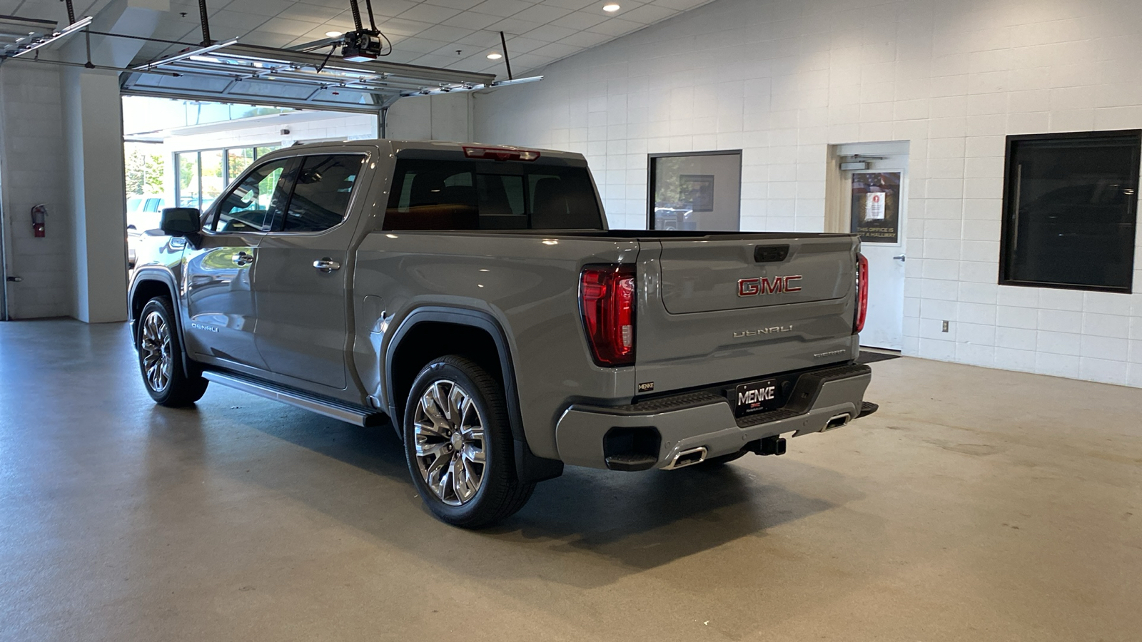 2024 GMC Sierra 1500 Denali 8