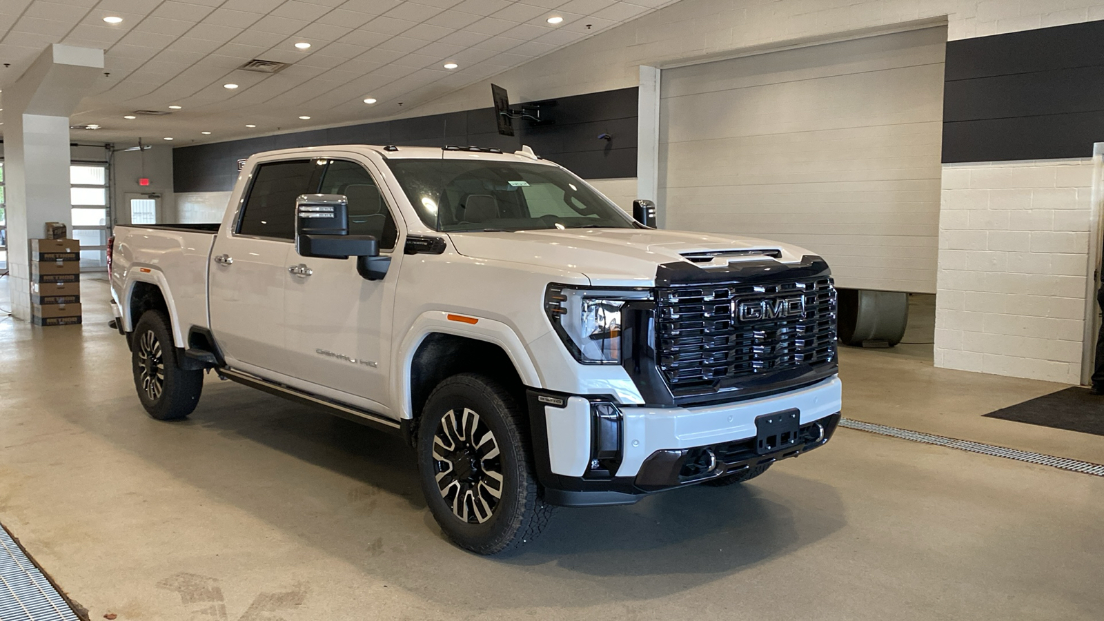 2024 GMC Sierra 3500HD Denali Ultimate 4