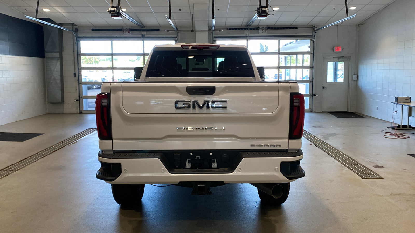 2024 GMC Sierra 3500HD Denali Ultimate 7