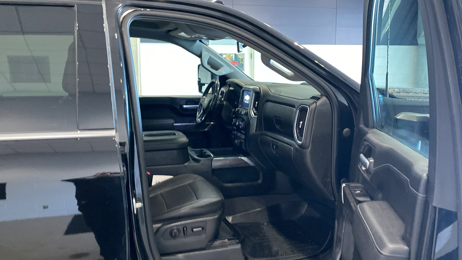 2021 Chevrolet Silverado 3500HD LTZ 11