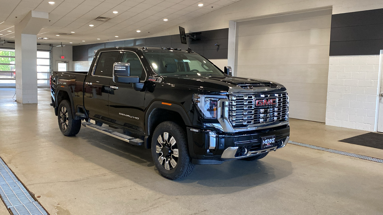 2024 GMC Sierra 2500HD Denali 4