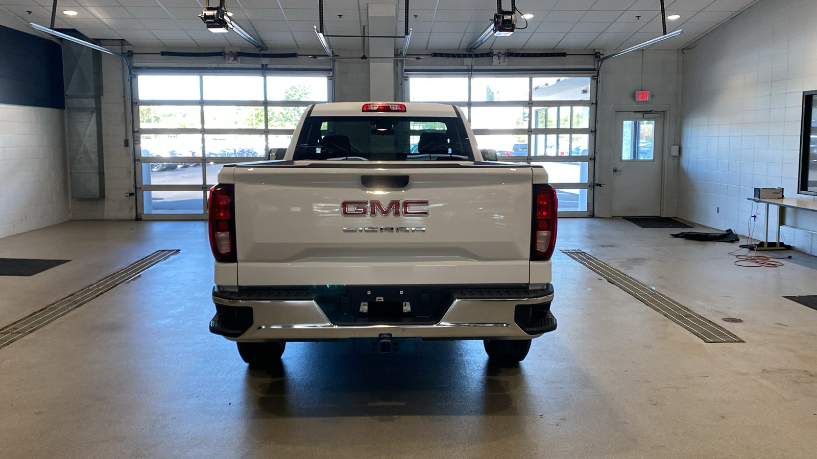 2024 GMC Sierra 1500 Pro 7