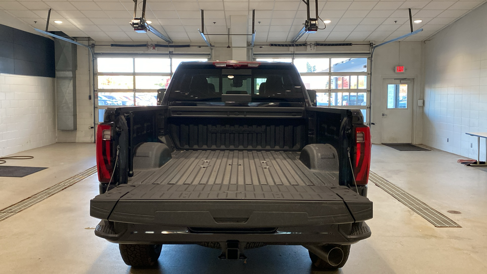 2024 GMC Sierra 3500HD Denali 17