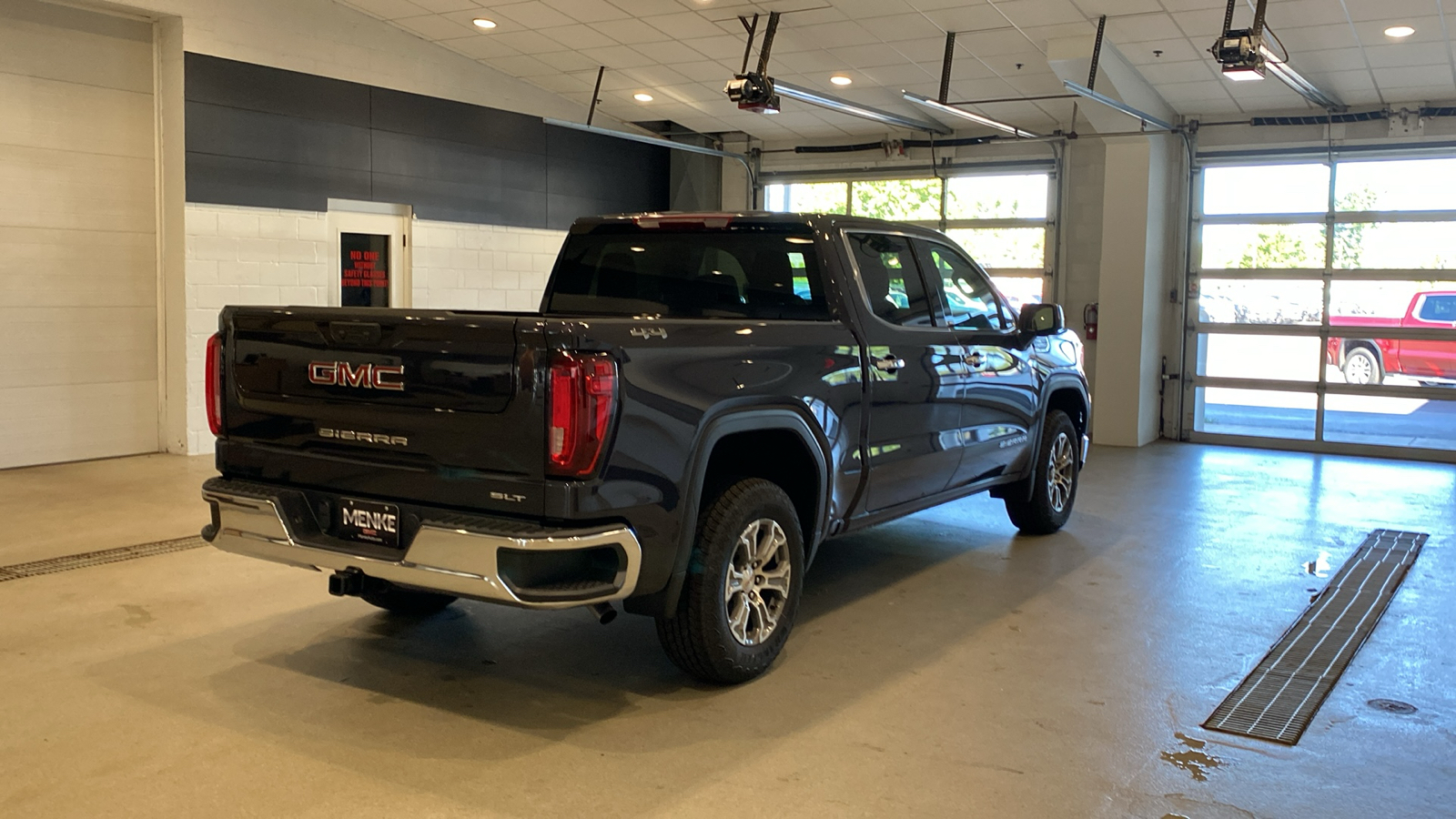 2024 GMC Sierra 1500 SLT 6