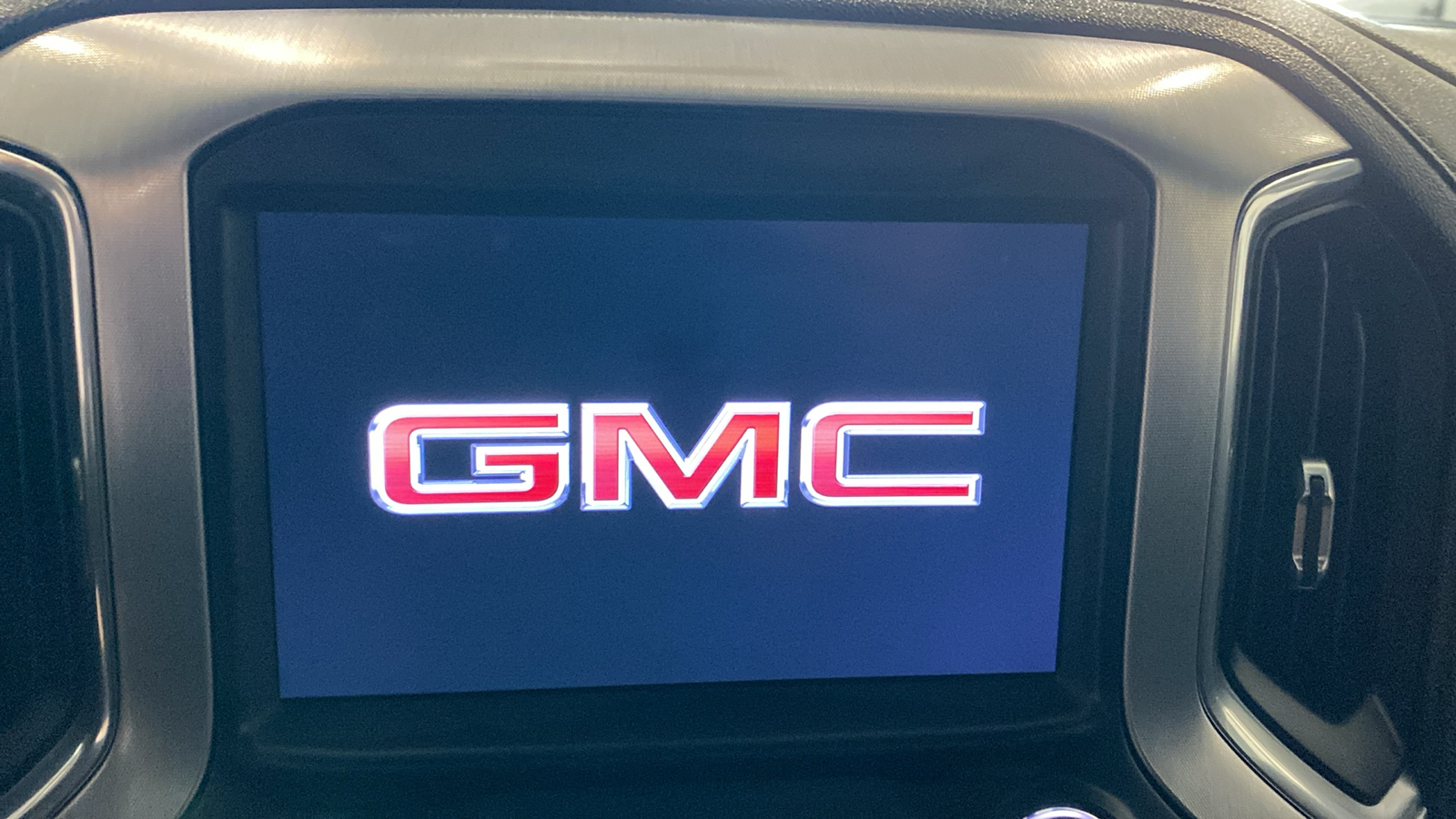 2021 GMC Sierra 1500 SLT 25