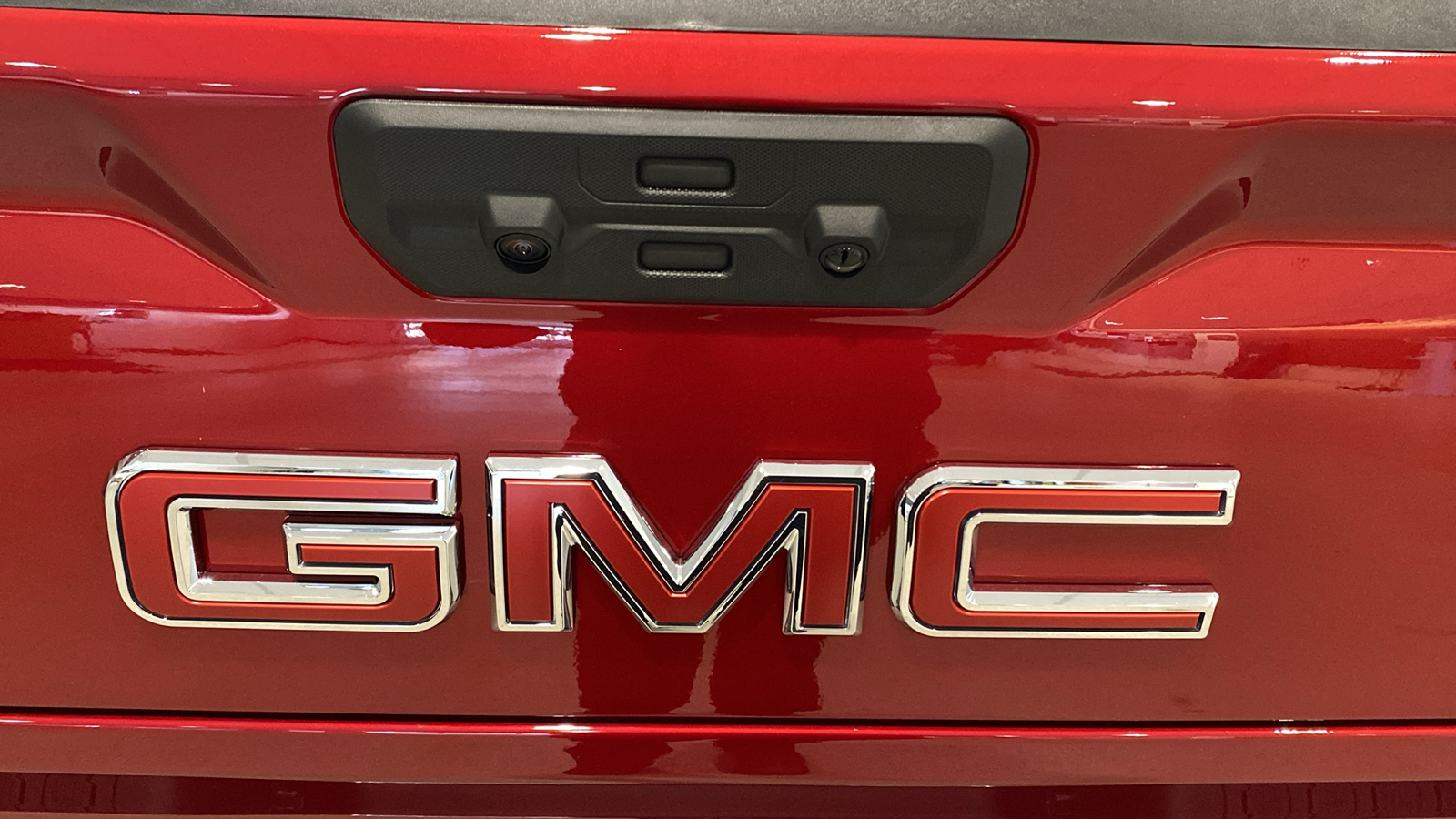 2024 GMC Sierra 1500 SLT 9