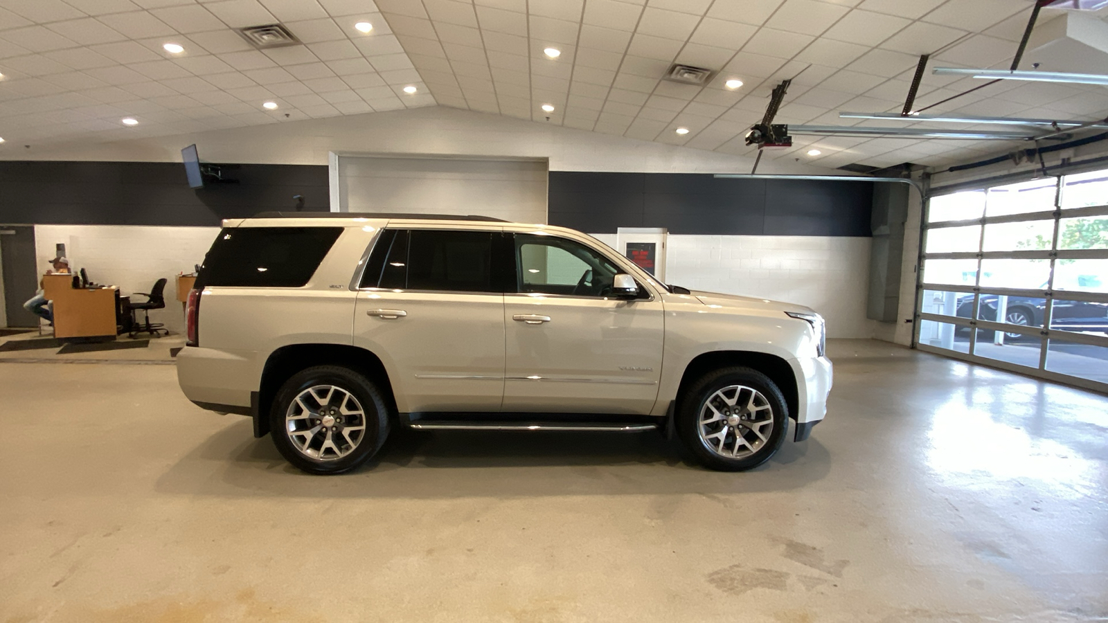 2017 GMC Yukon SLT 5