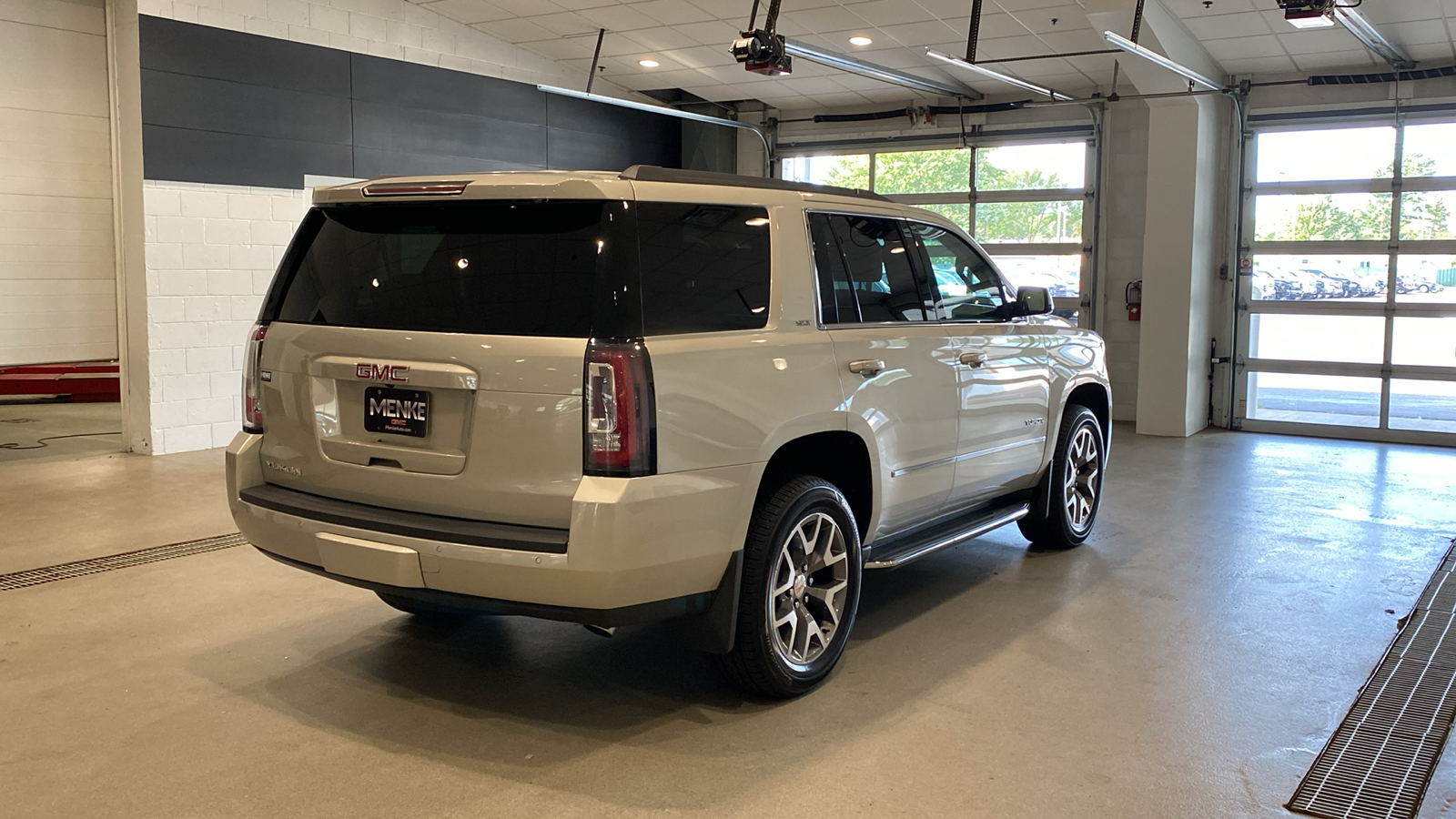 2017 GMC Yukon SLT 6