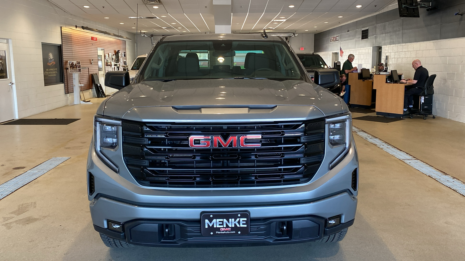 2024 GMC Sierra 1500 Elevation 3