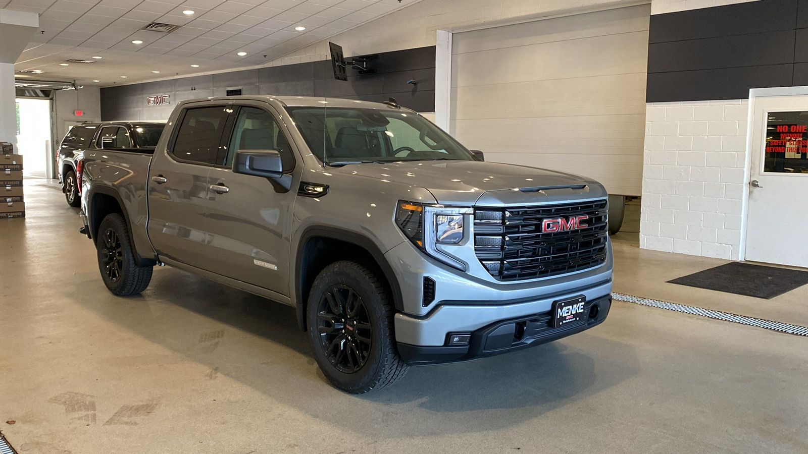 2024 GMC Sierra 1500 Elevation 4