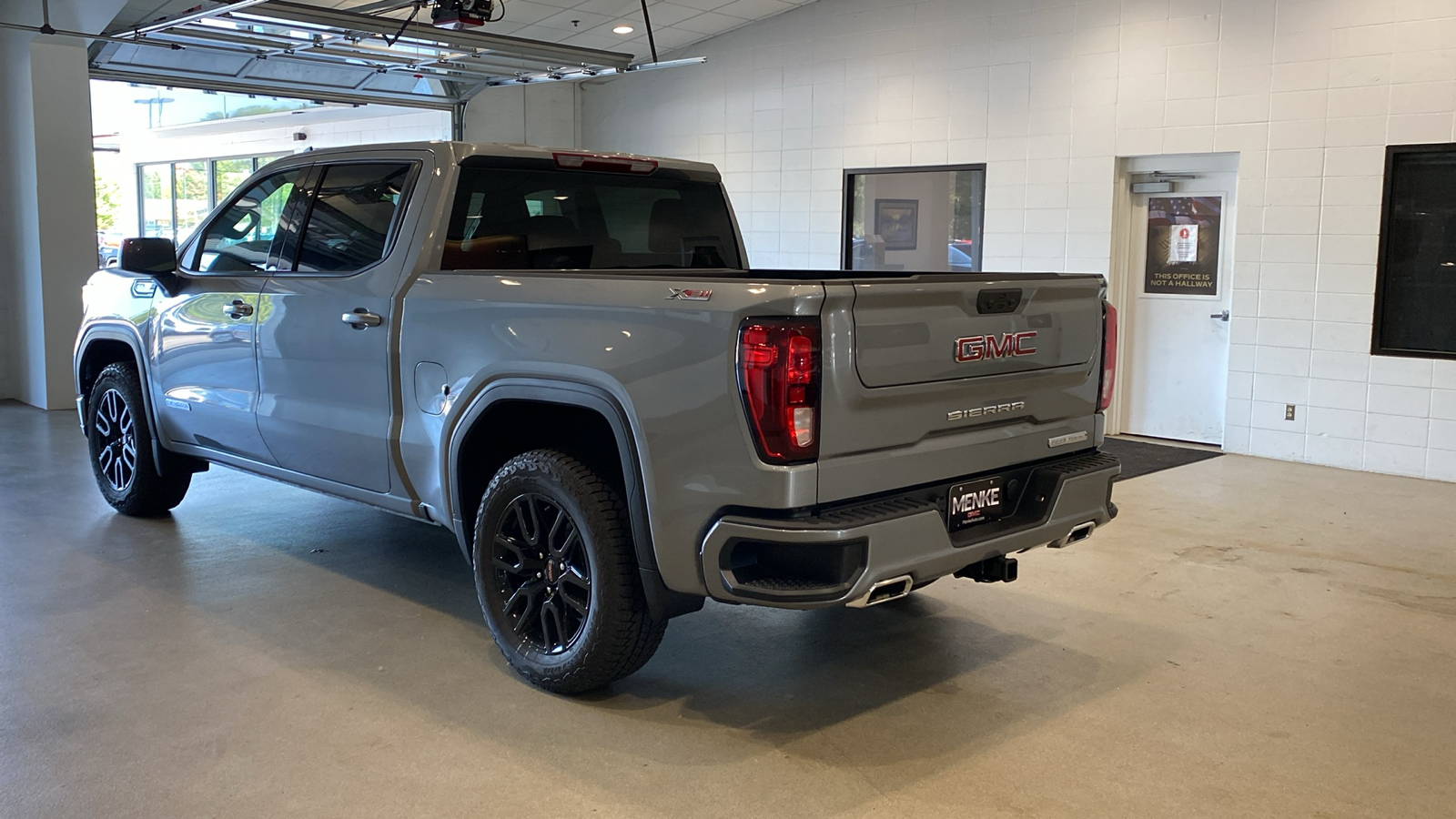 2024 GMC Sierra 1500 Elevation 8