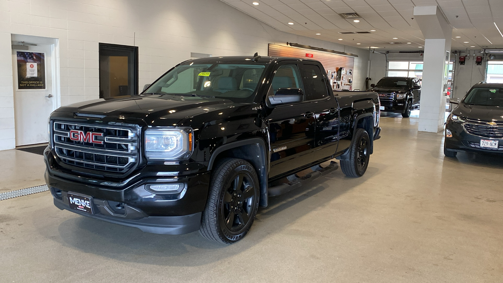 2016 GMC Sierra 1500 Base 2