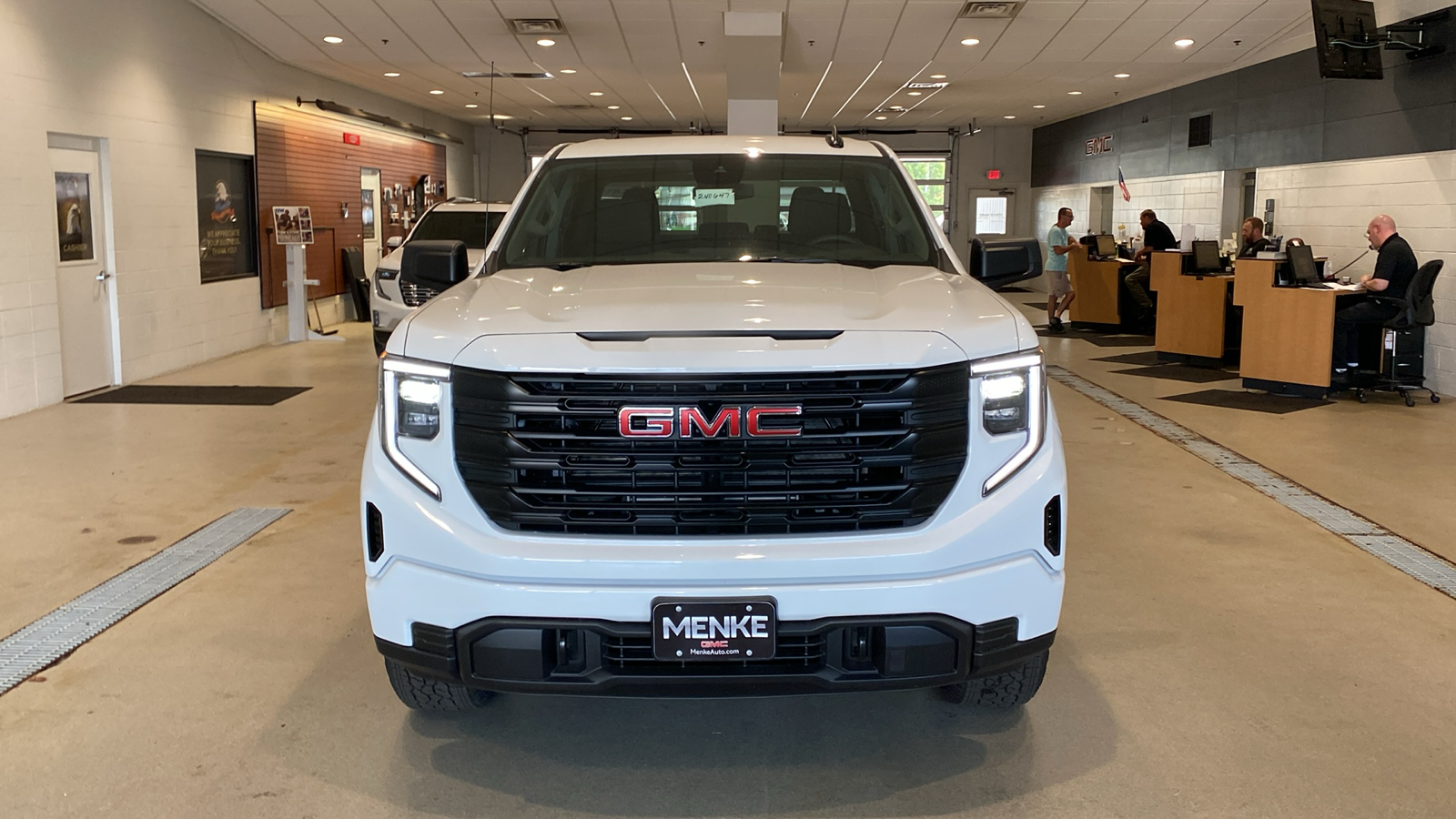 2024 GMC Sierra 1500 Pro 3